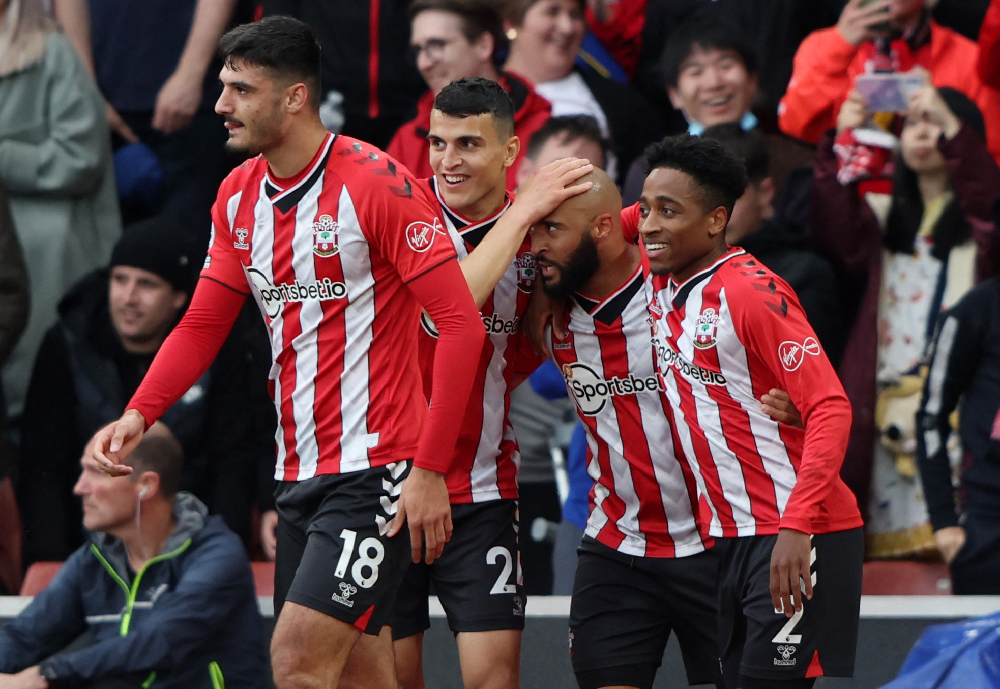 「懂球帝FC比赛日」倒戈之战，芃澈回归懂球帝FC（懂球帝FC比赛日：芃澈回归，倒戈对决打响）