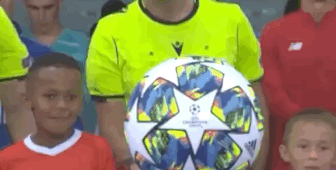 比肩传奇，姆巴佩成皇马队史第四位欧冠上演大四喜的球员（姆巴佩比肩名宿，成皇马史上第4位欧冠单场四球先生）