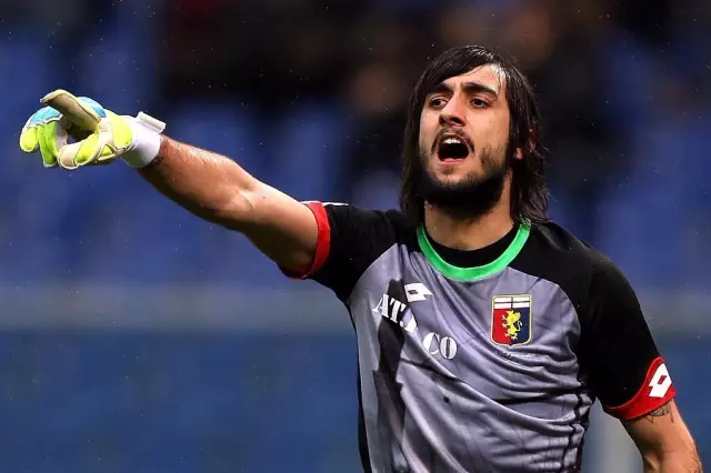 攻守兼备助博洛尼亚斩落领头羊那不勒斯，卢库米当选全场最佳（卢库米攻防俱佳助博洛尼亚力克领头羊那不勒斯，荣膺全场最佳）