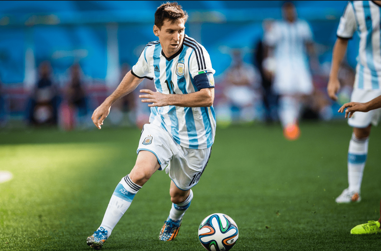 奥尼尔：能进入历史第一人讨论的只有乔丹、詹姆斯和科比（奥尼尔称历史第一人之争仅限乔丹、詹姆斯与科比）