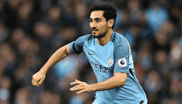 邮报：穆帅在土耳其住的酒店为奥斯曼宫殿改建，他钟爱室内泳池（邮报：穆帅下榻土耳其由奥斯曼宫殿改建的酒店，偏爱室内泳池）