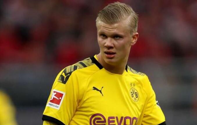 杰威：文班亚马在NBA是独一档的存在，和字母哥类似（杰威：文班亚马在NBA独一档，风格类似字母哥）