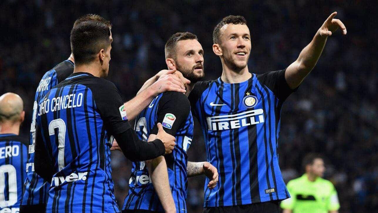 阿隆索回应拉波尔塔：如今到处都有面向自己支持者的民粹言论（阿隆索回击拉波尔塔：当下面向自家支持者的民粹话术随处可见）